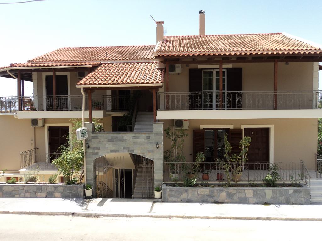 Erminia Studios Mousata Exterior foto