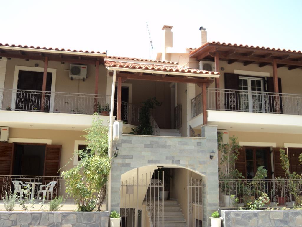 Erminia Studios Mousata Exterior foto