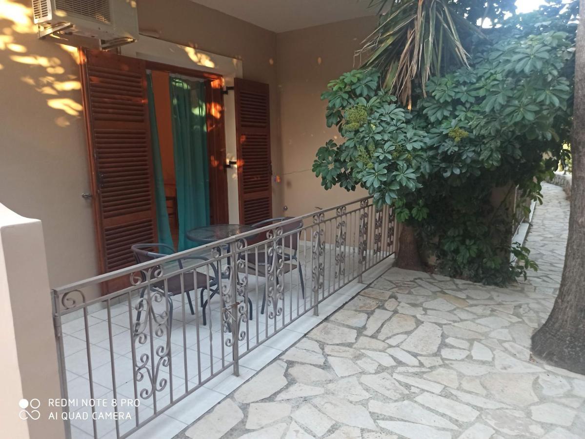 Erminia Studios Mousata Exterior foto